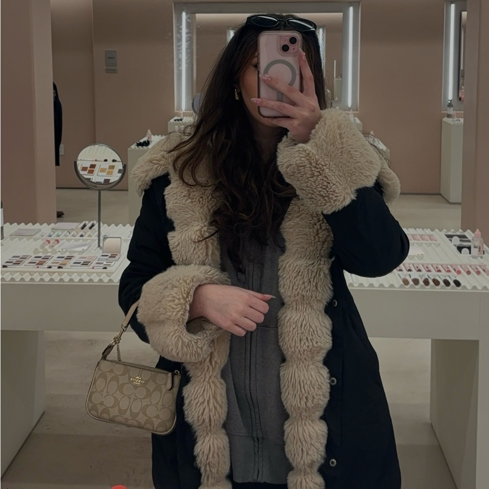 Meet your Posher, Alana